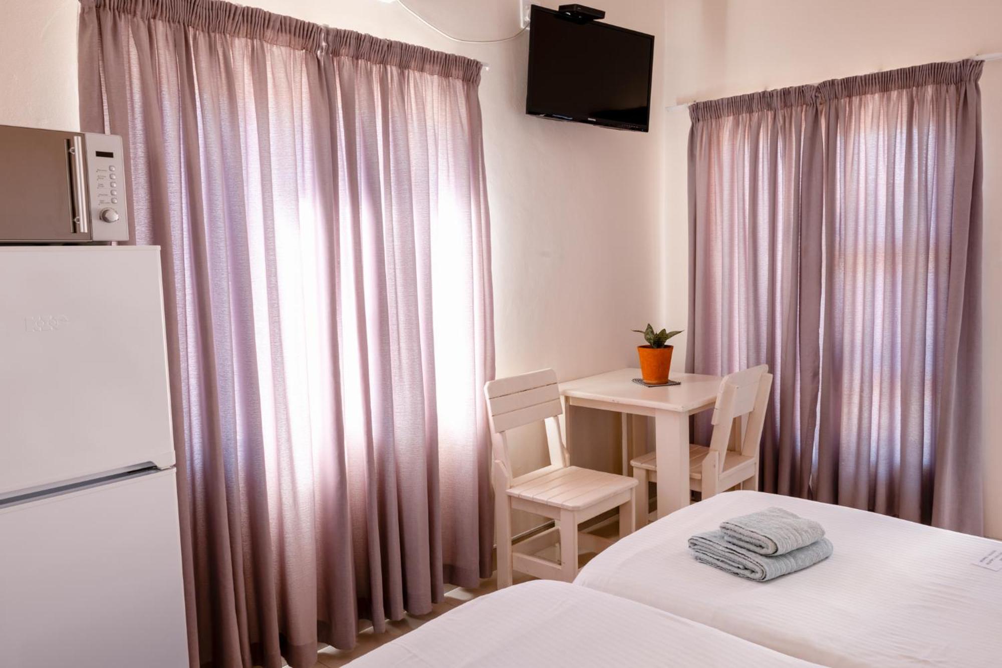 Emerald Bed&Breakfast Уиндхоек Екстериор снимка