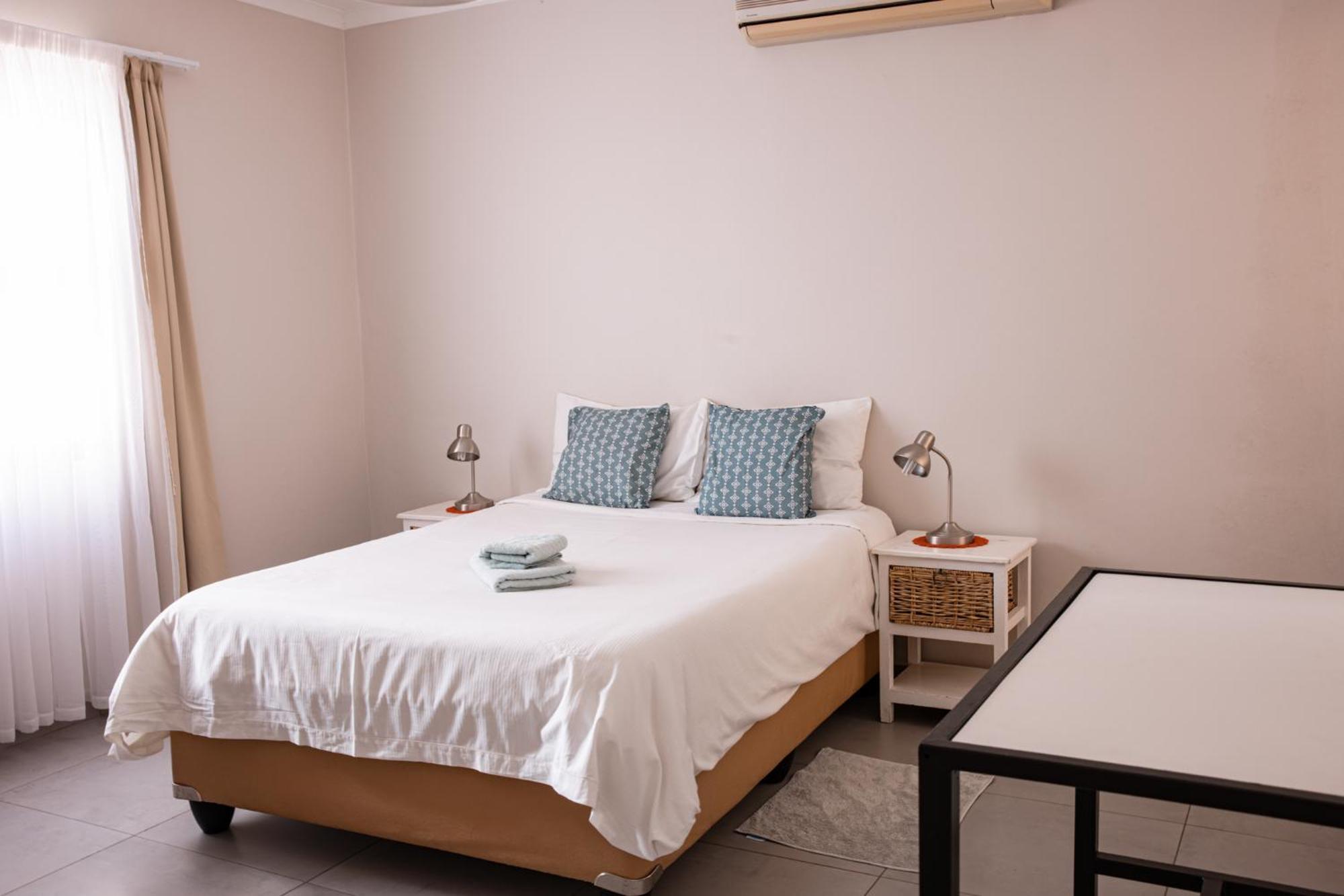 Emerald Bed&Breakfast Уиндхоек Екстериор снимка